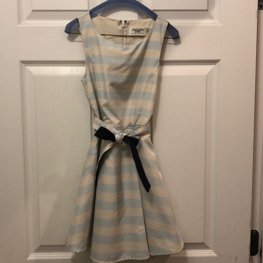 Girls Abercrombie dress